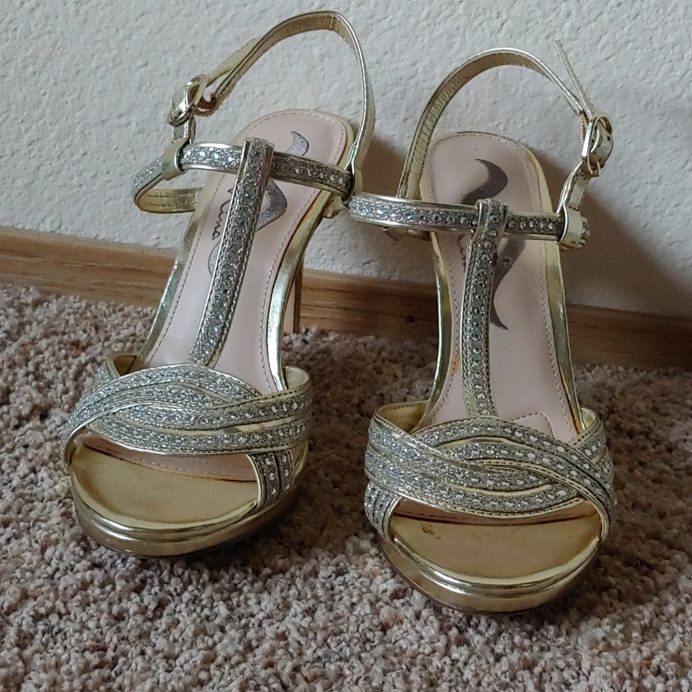 Nina gold high heel sandals